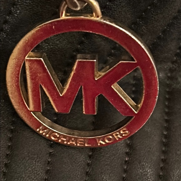 Michael Kors Black Susannah Purse - Picture 14 of 16